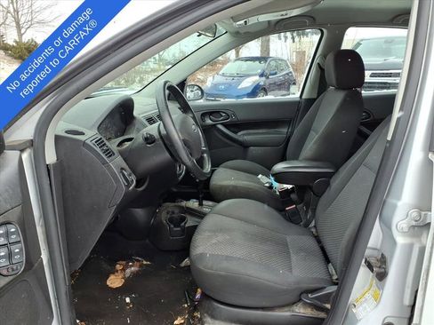 Used 2007 Ford Focus ZX5 Hatchback image 16