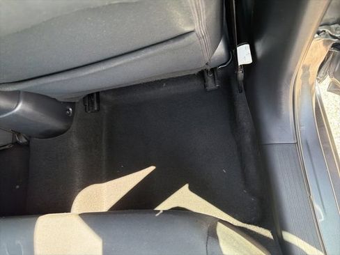 Used 2021 Nissan Versa S FWD image 23