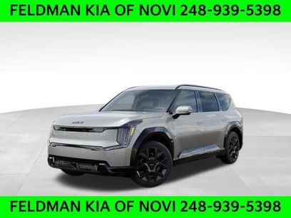 New 2026 Kia EV9 Land w/ Nightfall Edition Package