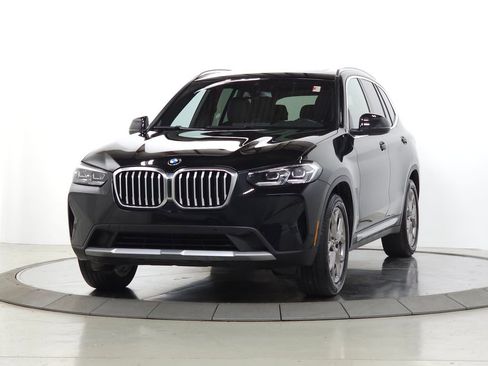 Used 2022 BMW X3 xDrive30i w/ Premium Package 2 (ZPA) AWD/4WD image 4