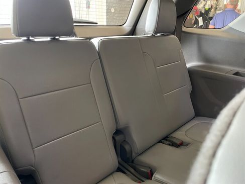 Used 2018 Chevrolet Traverse Premier AWD/4WD image 24