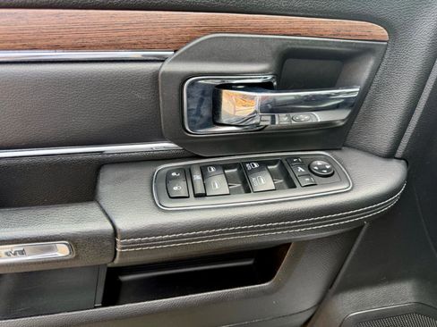 Used 2018 RAM 3500 Laramie AWD/4WD image 15