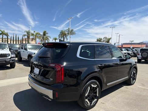 Used 2025 Kia Telluride S AWD/4WD image 4