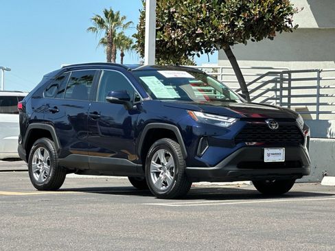 Used 2024 Toyota RAV4 XLE FWD image 8