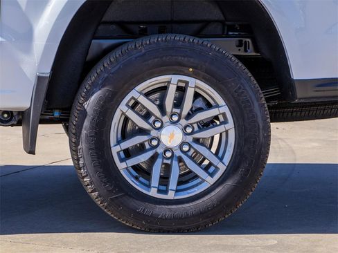 New 2025 Chevrolet Colorado LT w/ LT Convenience Package image 7