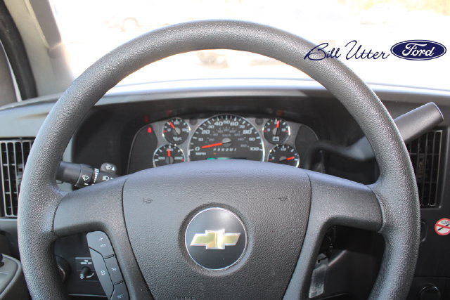 Used 2025 Chevrolet Express 3500 LT w/ LT Preferred Equipment Group RWD image 17