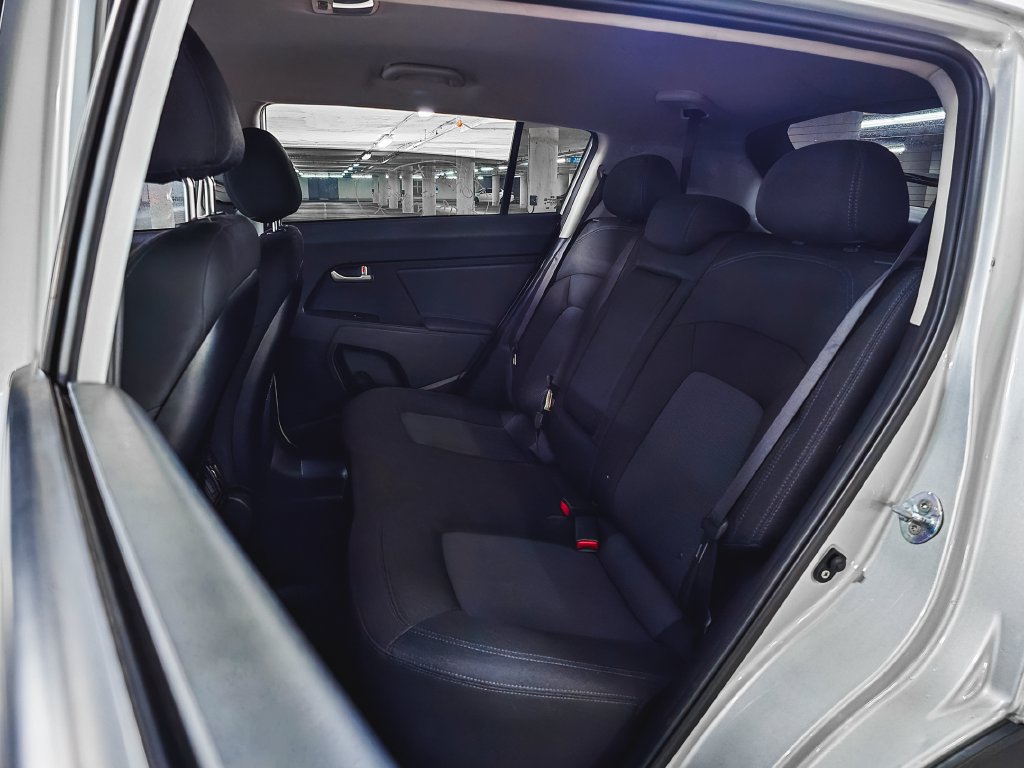 Used 2015 Kia Sportage LX FWD image 18