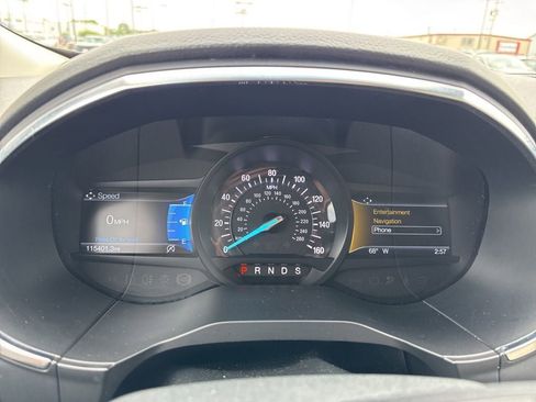 Used 2020 Ford Edge Titanium w/ Equipment Group 301A AWD/4WD image 19