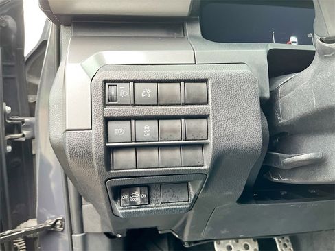 Used 2024 Toyota Tacoma TRD Sport image 10