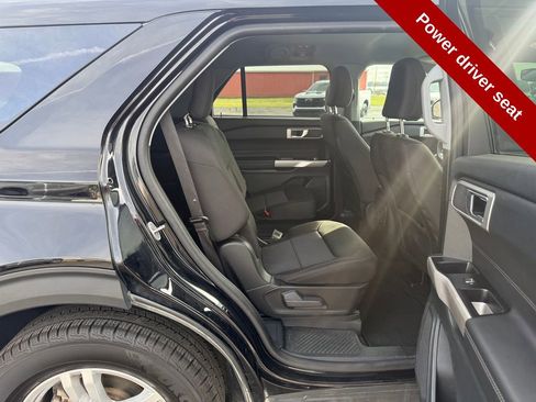 Used 2023 Ford Explorer XLT w/ Class IV Trailer Tow Package image 38