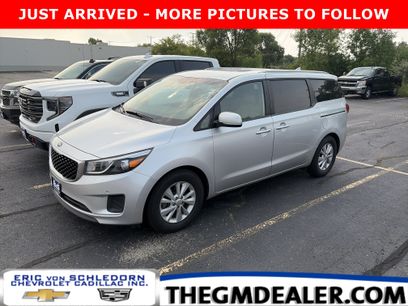 Used 2017 Kia Sedona LX w/ LX Essentials Premium Package