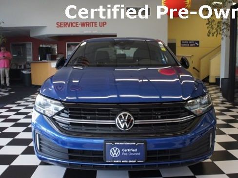 Certified 2023 Volkswagen Jetta Sport image 2