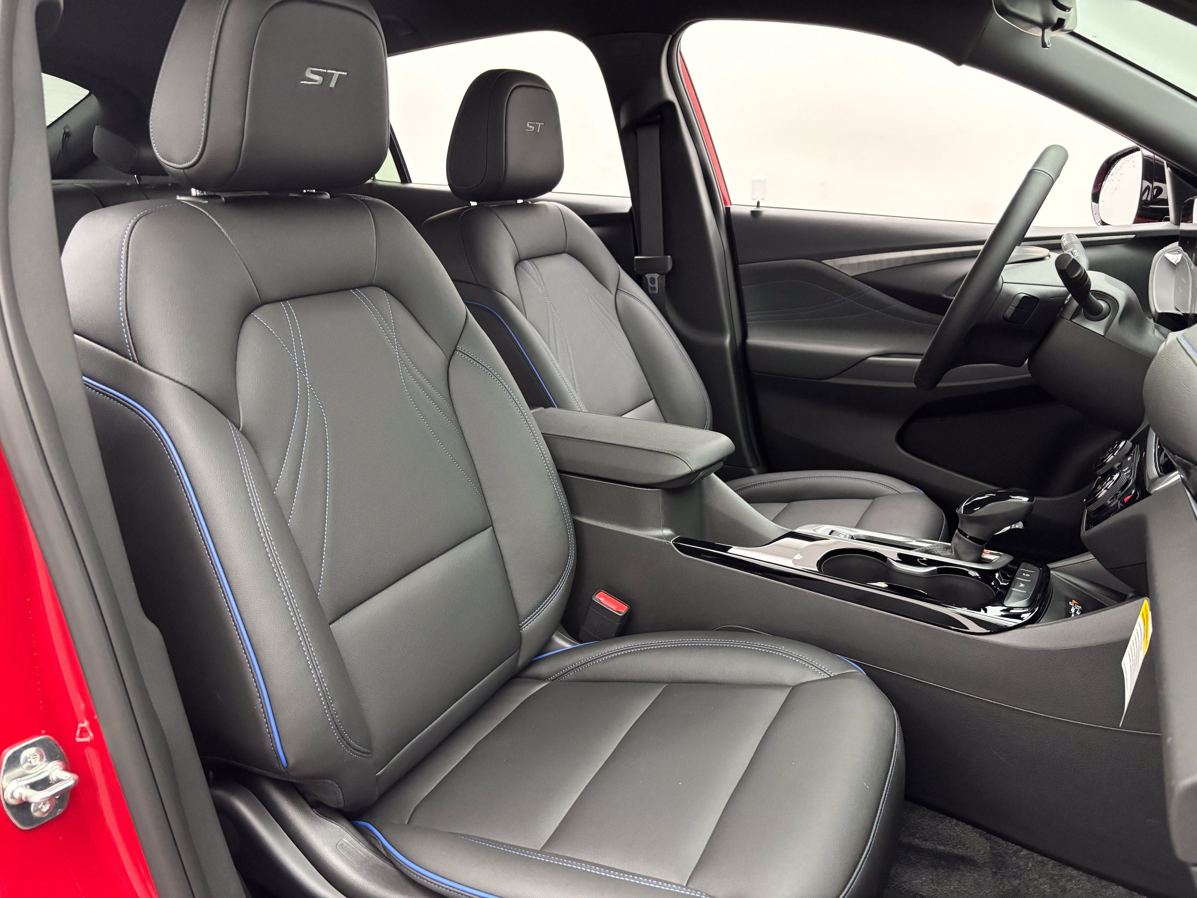 New 2026 Buick Envista Sport Touring w/ Convenience I Package FWD image 32