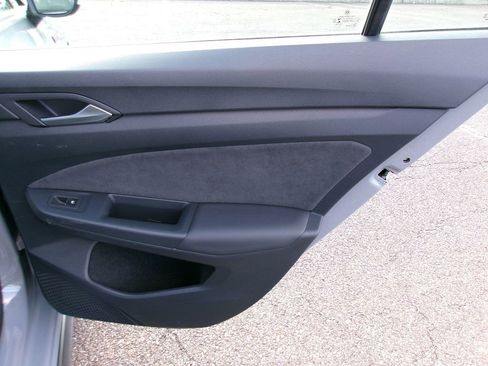 Used 2023 Volkswagen GTI S image 10