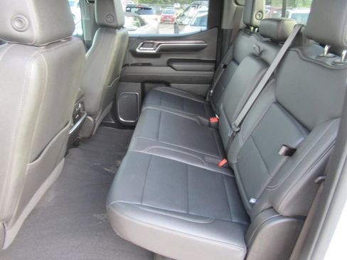 Used 2024 Chevrolet Silverado 1500 LTZ w/ LTZ Premium Package AWD/4WD image 38