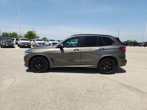 Used 2022 BMW X5 M50i w/ Dynamic Handling Package AWD/4WD image 4