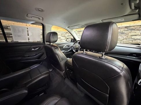 Used 2019 Chevrolet Traverse LT AWD/4WD image 32