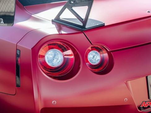 Used 2020 Nissan GT-R Premium w/ Premium Interior Package image 56