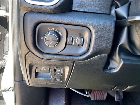 New 2026 RAM 1500 Big Horn AWD/4WD image 19