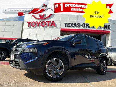 Used 2025 Nissan Rogue SV