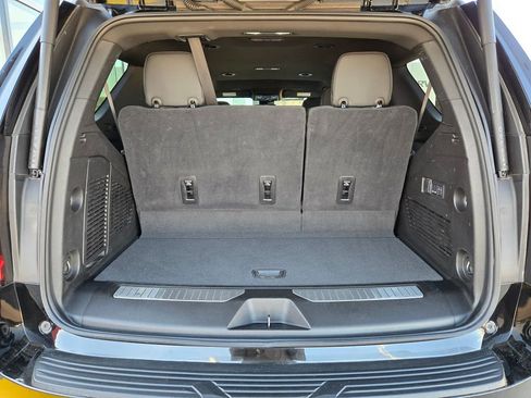 Used 2025 GMC Yukon Denali image 33