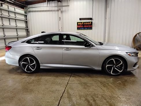 Used 2022 Honda Accord Sport image 5