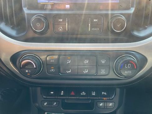 Used 2020 GMC Canyon SLT w/ Driver Alert Package AWD/4WD image 11