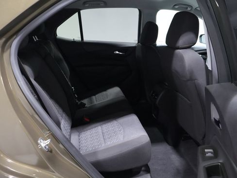 Used 2024 Chevrolet Equinox LT w/ LPO, Floor Liner Package FWD image 22