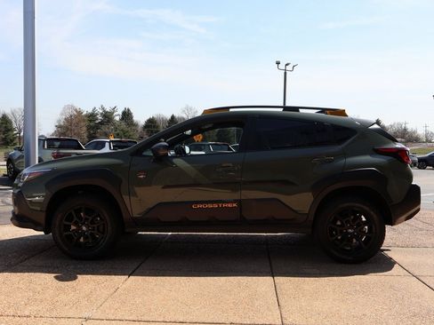 Used 2024 Subaru Crosstrek 2.5i Wilderness image 3