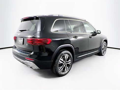 New 2026 Mercedes-Benz GLB 250 4MATIC image 7