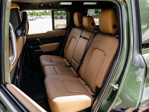New 2026 Land Rover Defender 110 X-Dynamic SE AWD/4WD image 51