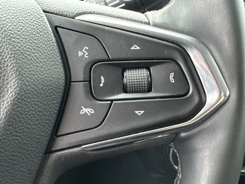 Used 2025 Chevrolet Trax LT w/ Driver Confidence Package image 20