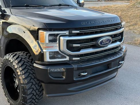 Used 2021 Ford F350 Platinum AWD/4WD image 5