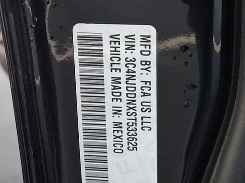 Used 2025 Jeep Compass Trailhawk w/ Trailhawk Elite Group image 28