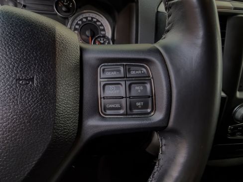 Used 2019 RAM 1500 Big Horn AWD/4WD image 8