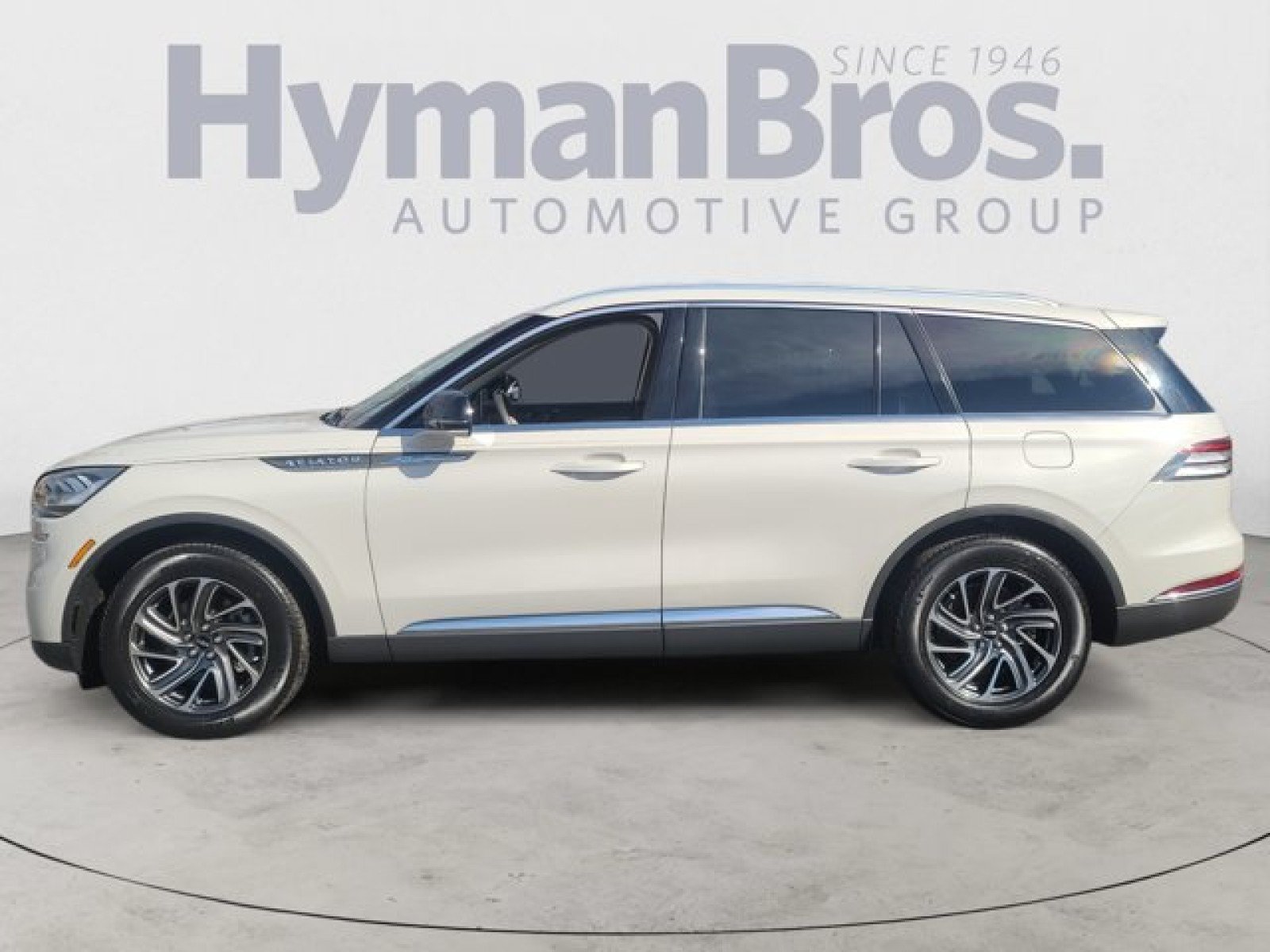 Used 2021 Lincoln Aviator AWD w/ Class IV Trailer Tow Package image 6