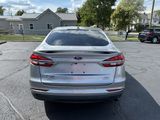 Used 2020 Ford Fusion SE w/ Equipment Group 151A image 4