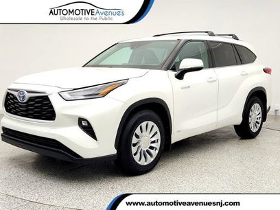 Used 2021 Toyota Highlander XLE