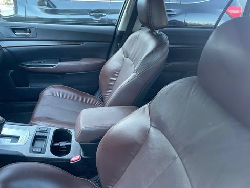 Used 2013 Subaru Outback 3.6R Limited w/ Special Appearance Pkg AWD/4WD image 11