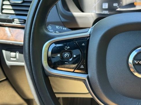 Used 2017 Volvo XC90 T6 Momentum w/ Vision Package AWD/4WD image 24
