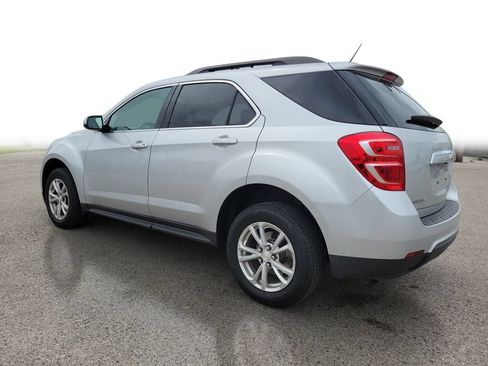 Used 2017 Chevrolet Equinox LT FWD image 3