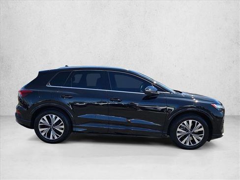 Certified 2023 Audi Q4 e-tron Premium Plus w/ Premium Plus RWD image 4