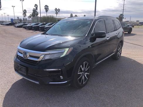 Used 2020 Honda Pilot Touring image 3
