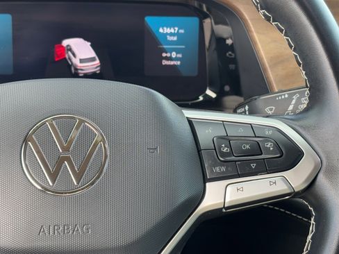 Used 2024 Volkswagen Atlas SE image 20