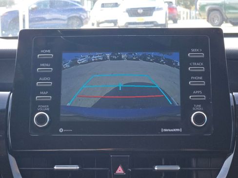 Used 2024 Toyota Camry SE image 17