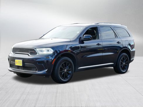 Certified 2024 Dodge Durango SXT image 3