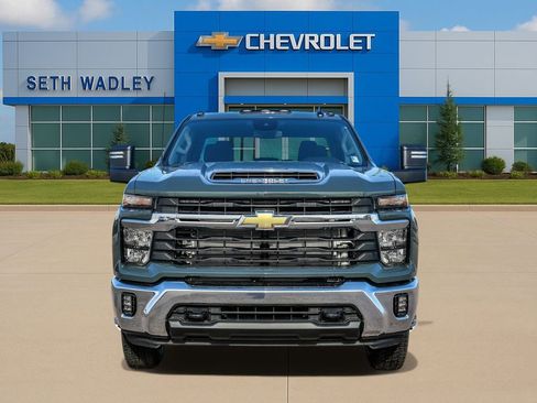New 2026 Chevrolet Silverado 3500 LT w/ Convenience Package AWD/4WD image 2