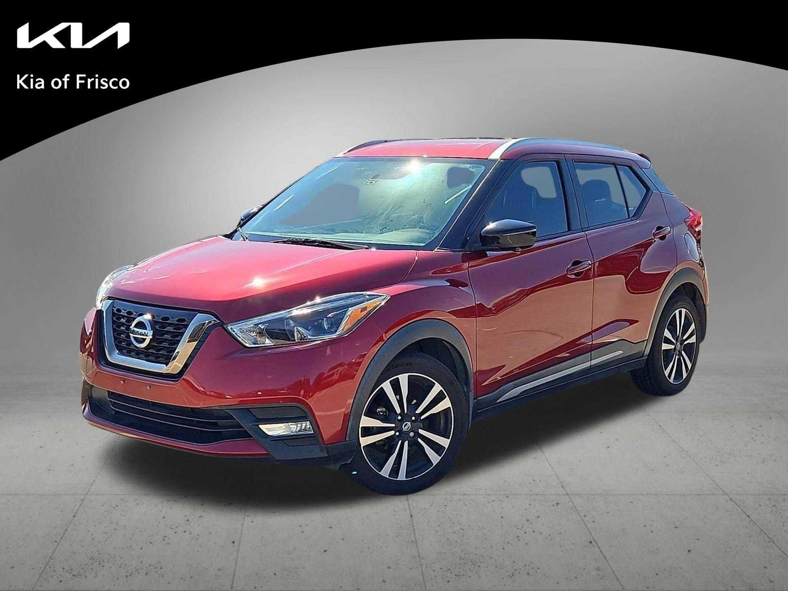 Used 2019 Nissan Kicks SR w/ SR Premium Package FWD image 1