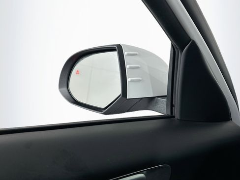 Used 2024 Hyundai Ioniq 6 SE image 16