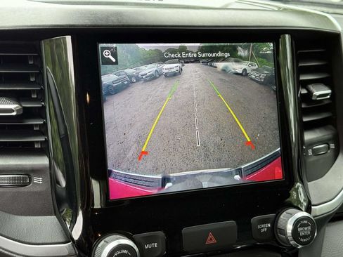 Used 2020 RAM 1500 Big Horn AWD/4WD image 29